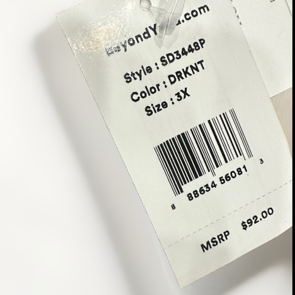 Beyond yoga 3X Black Cropped Active Workout Leggings - Picture 2 of 3